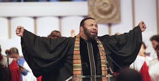 Andrae Crouch - 640 X 328