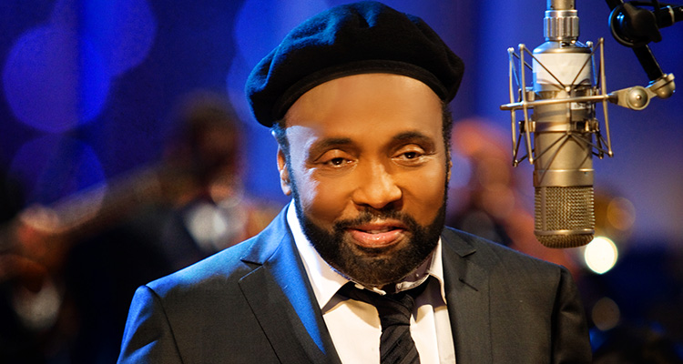 Andrae Edward Crouch