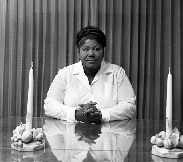 Mahalia Jackson - 640 X 565