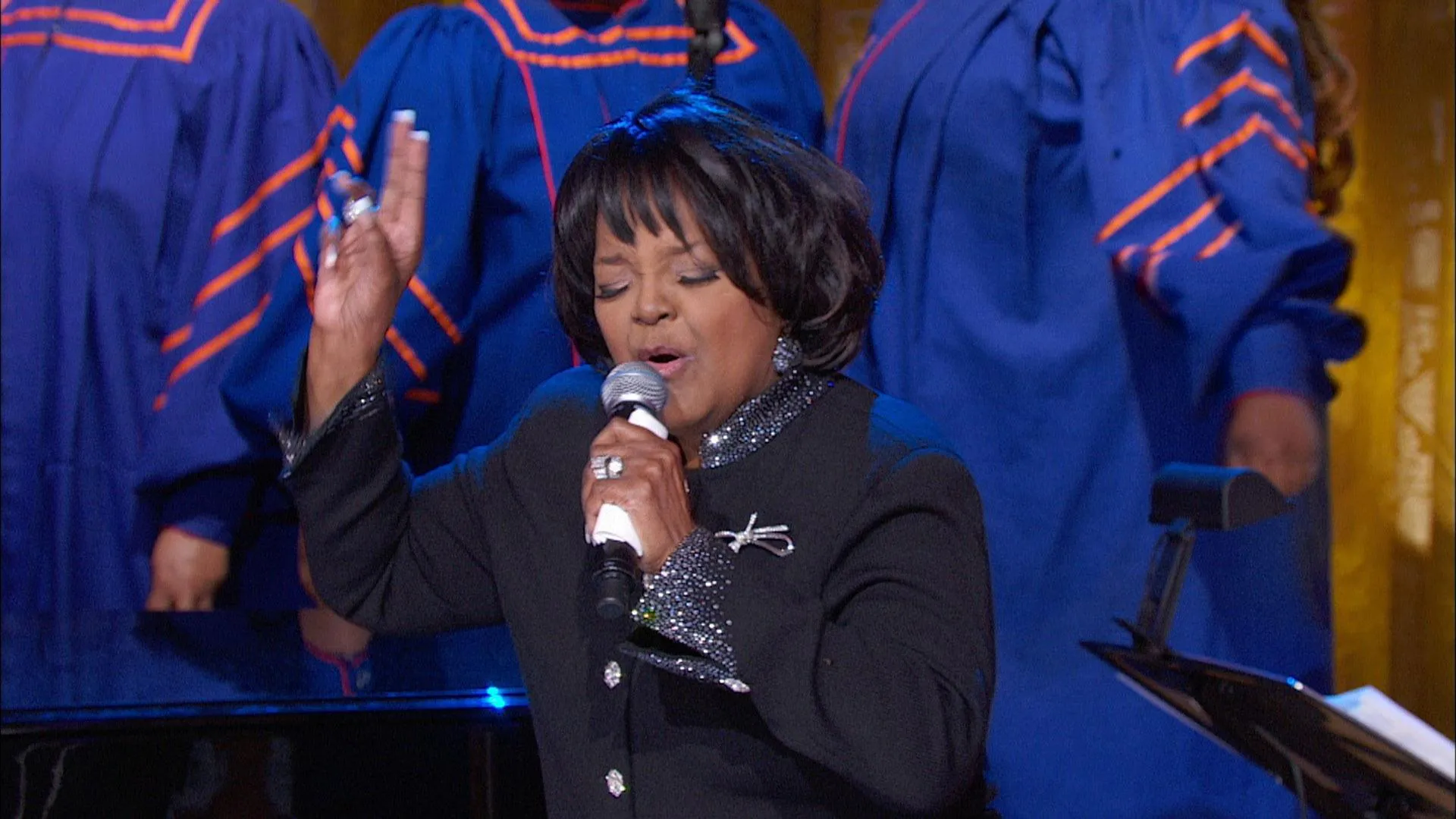 Shirley-Caesar-mezzanine_249