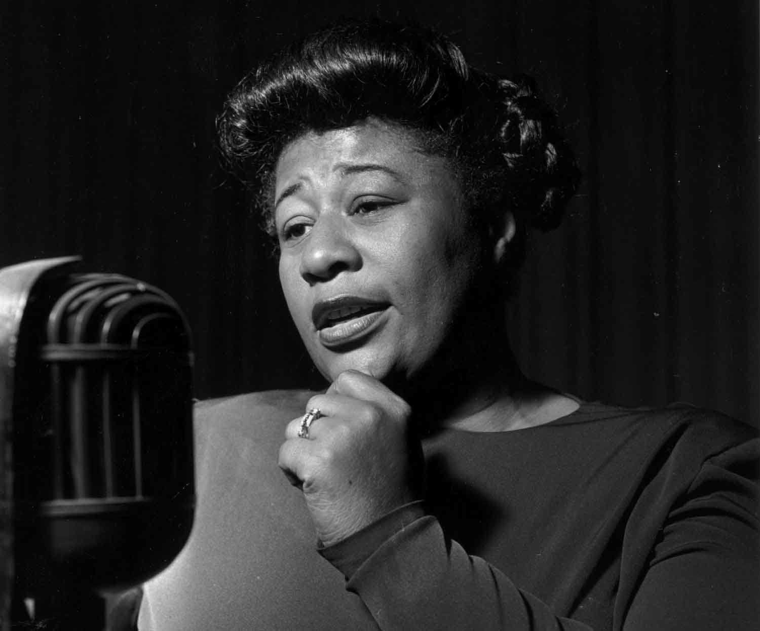 Fitzgerald Sings